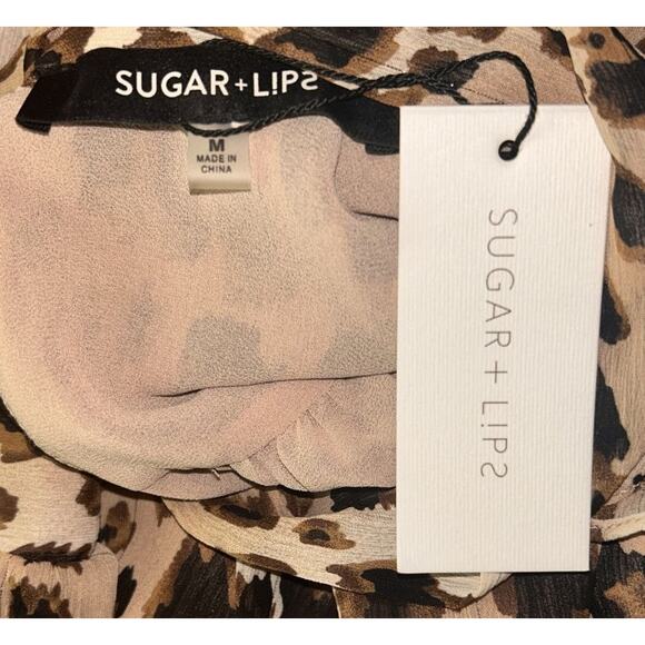 NWT Sugar Lips Ruffle Tie-Neck Leopard Print Top Medium - Picture 5 of 6